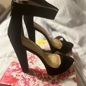 Chinese Laundry Platform Sandals